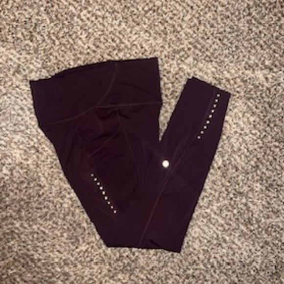 Lululemon fast and free 25'' high rise legging in goodnight plum, size 4 - Picture 2 of 3